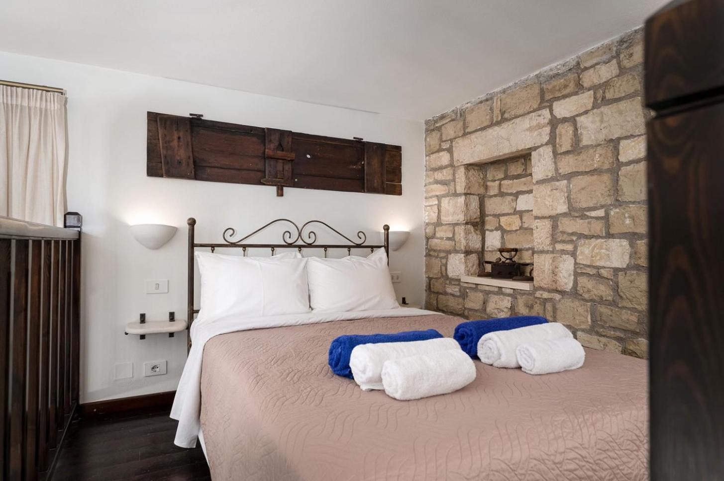 Orelia Cretan Deluxe Apartments Kamilari Buitenkant foto