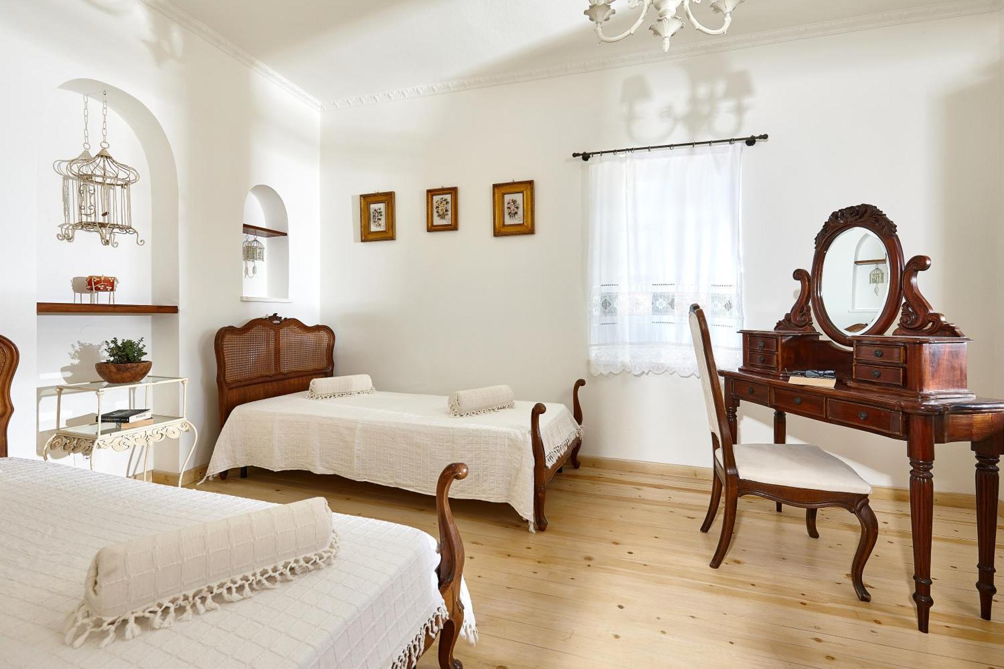 Orelia Cretan Deluxe Apartments Kamilari Buitenkant foto