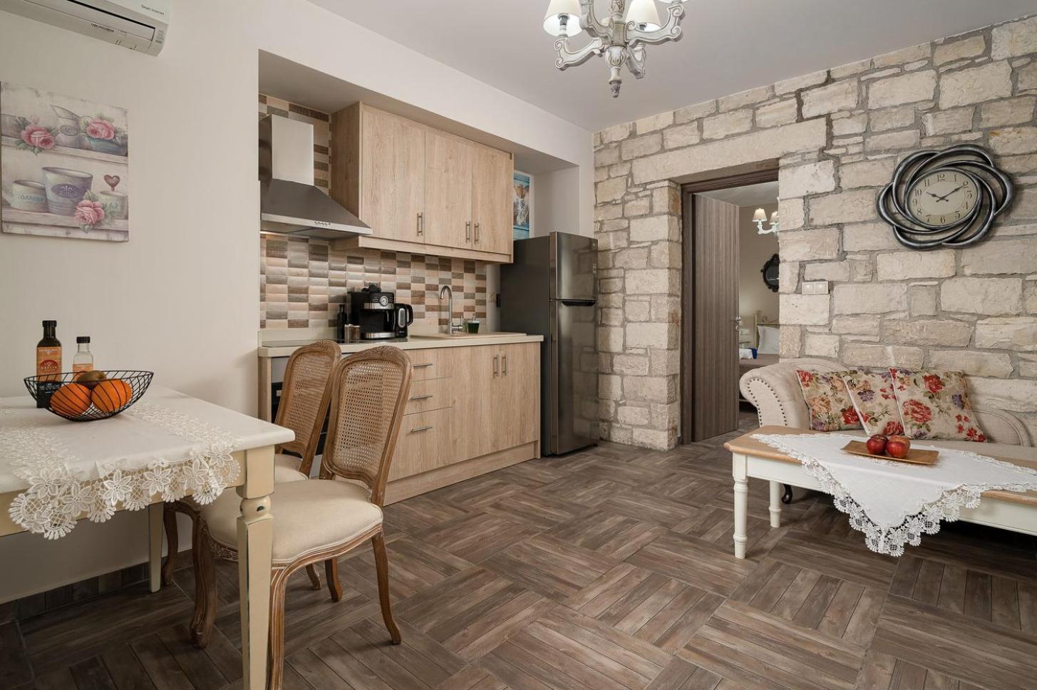 Orelia Cretan Deluxe Apartments Kamilari Buitenkant foto
