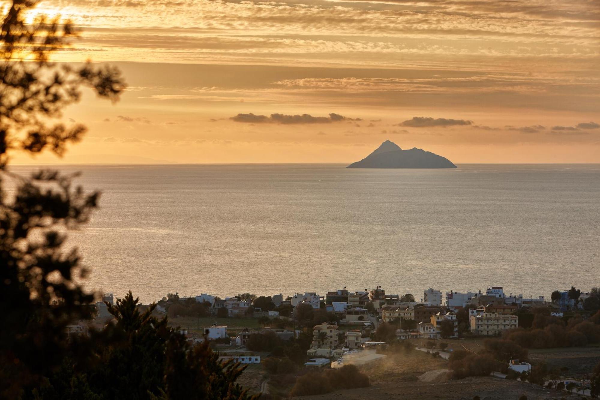 Orelia Cretan Deluxe Apartments Kamilari Buitenkant foto