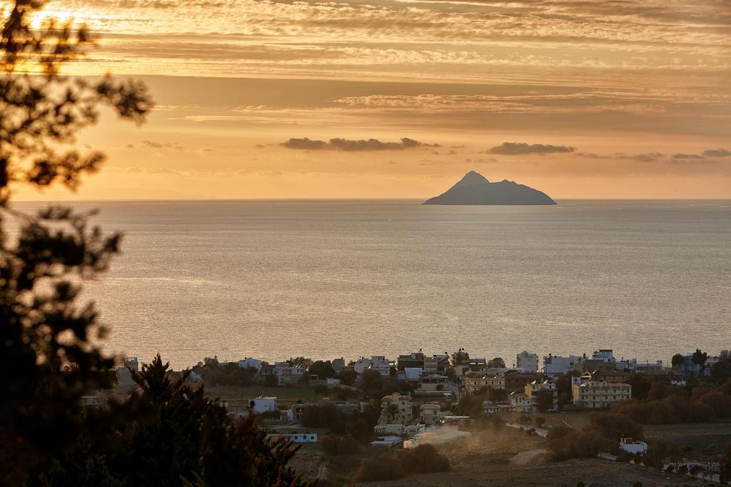 Orelia Cretan Deluxe Apartments Kamilari Buitenkant foto